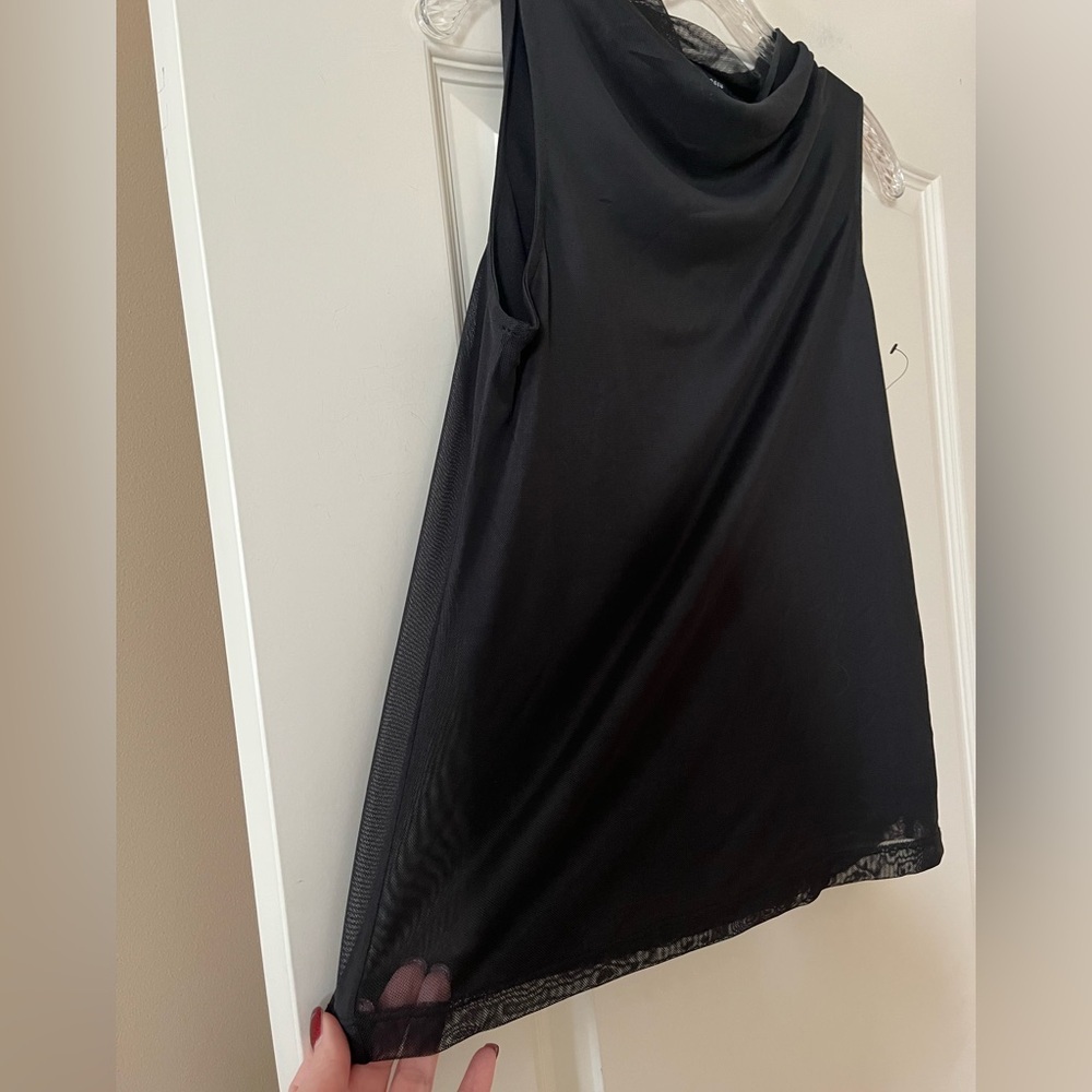 Halogen Rich Black Sleeveless Lined Drop Neckline Blouse Women’s Size Small - Picture 5 of 14